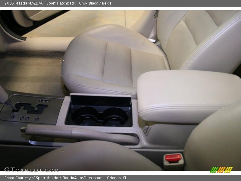 Onyx Black / Beige 2005 Mazda MAZDA6 i Sport Hatchback