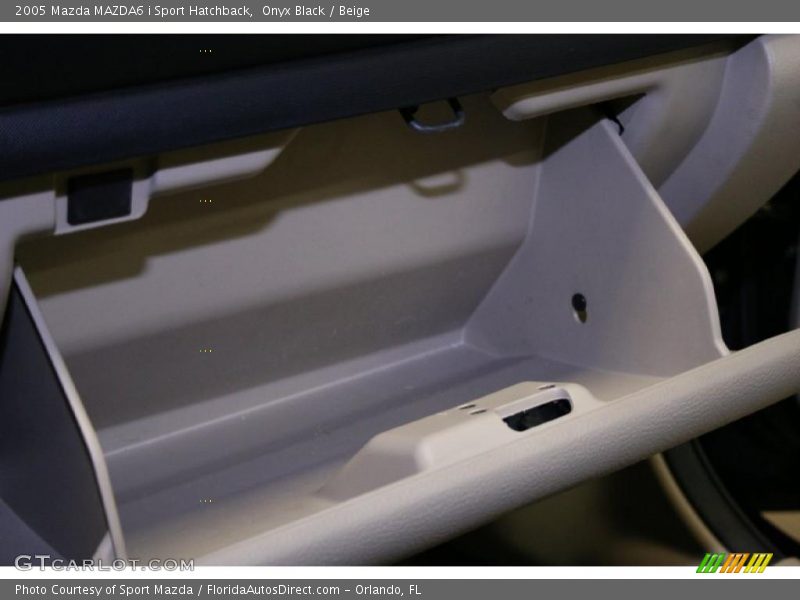 Onyx Black / Beige 2005 Mazda MAZDA6 i Sport Hatchback