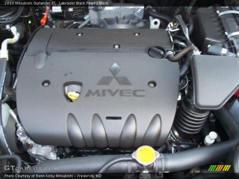 Labrador Black Pearl / Black 2010 Mitsubishi Outlander ES