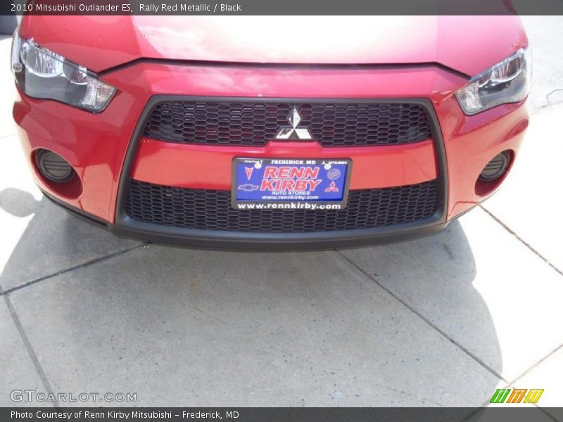 Rally Red Metallic / Black 2010 Mitsubishi Outlander ES