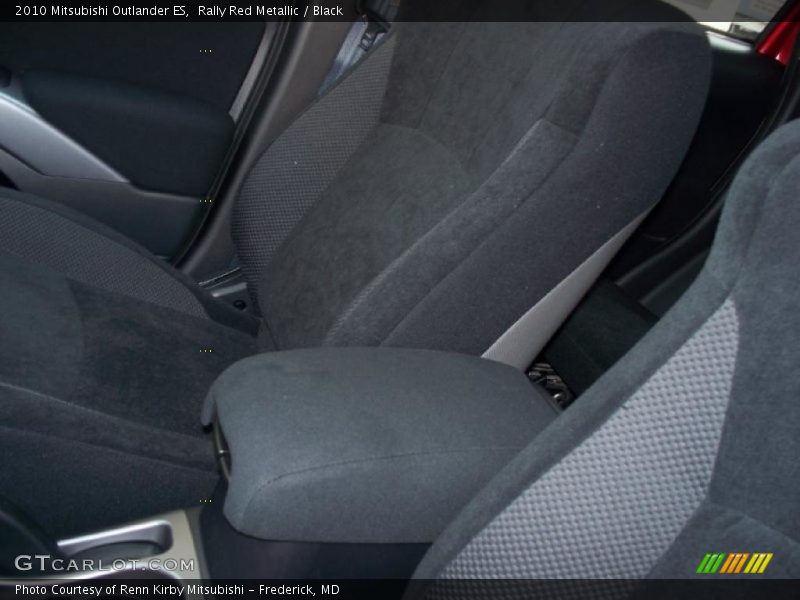 Rally Red Metallic / Black 2010 Mitsubishi Outlander ES