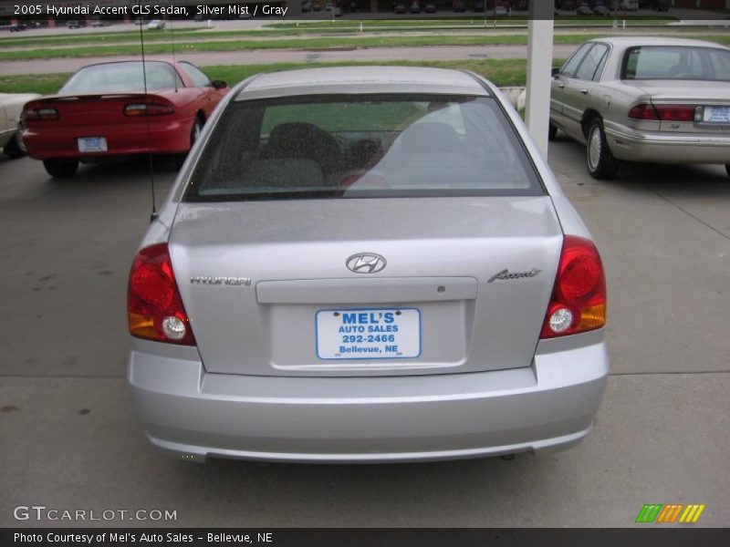 Silver Mist / Gray 2005 Hyundai Accent GLS Sedan