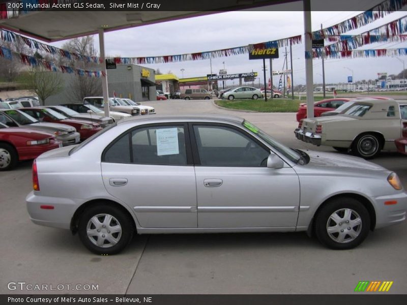 Silver Mist / Gray 2005 Hyundai Accent GLS Sedan
