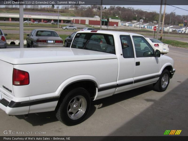 Summit White / Blue 1996 Chevrolet S10 LS Extended Cab