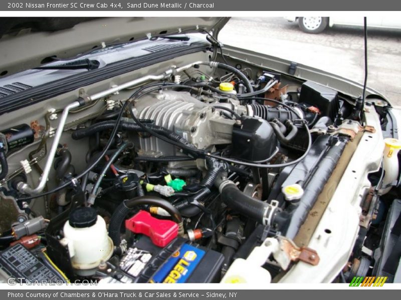 Sand Dune Metallic / Charcoal 2002 Nissan Frontier SC Crew Cab 4x4