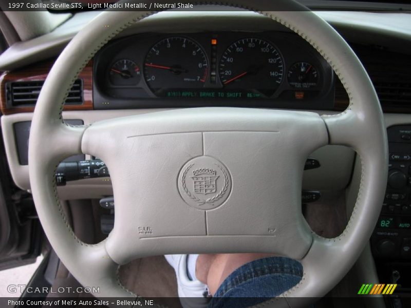 Light Medici Metallic / Neutral Shale 1997 Cadillac Seville STS