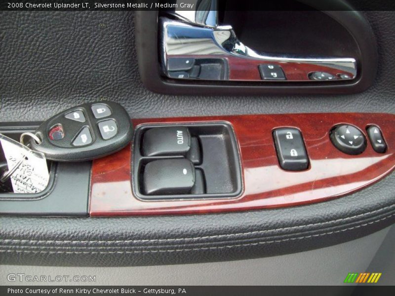 Silverstone Metallic / Medium Gray 2008 Chevrolet Uplander LT