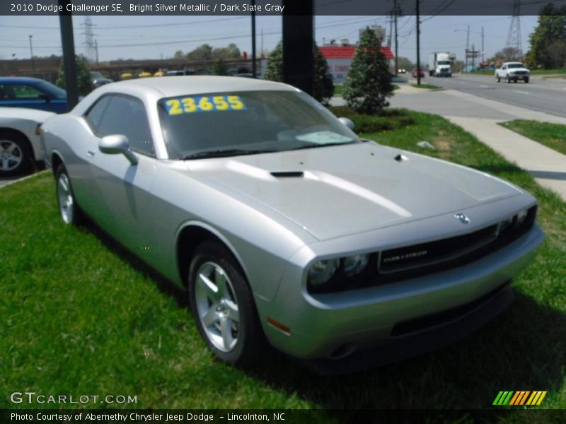 Bright Silver Metallic / Dark Slate Gray 2010 Dodge Challenger SE