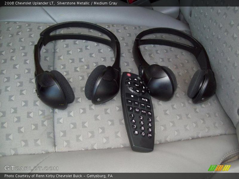 Silverstone Metallic / Medium Gray 2008 Chevrolet Uplander LT