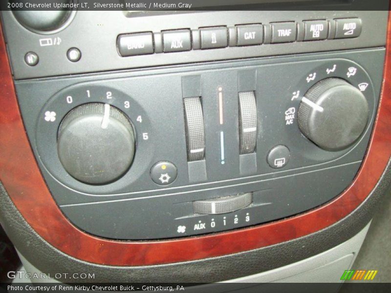 Silverstone Metallic / Medium Gray 2008 Chevrolet Uplander LT