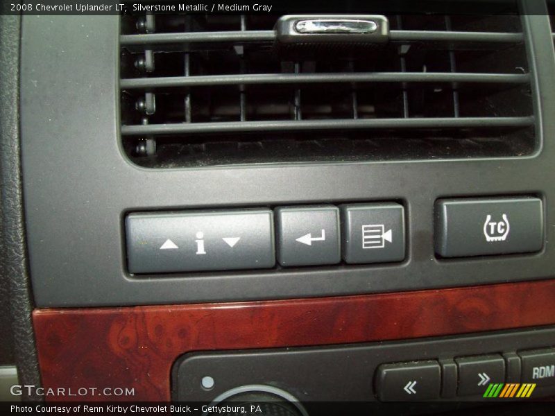 Silverstone Metallic / Medium Gray 2008 Chevrolet Uplander LT