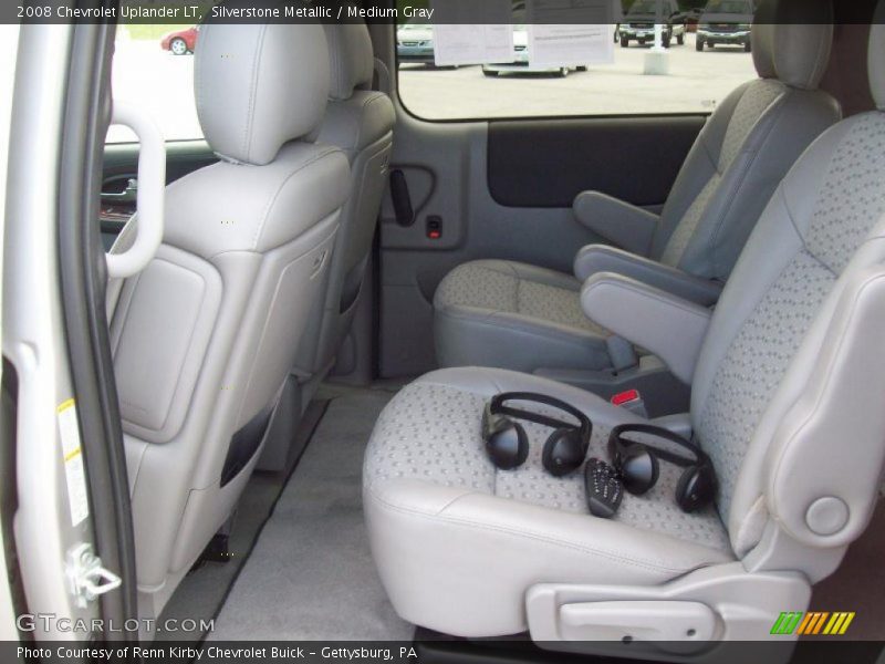 Silverstone Metallic / Medium Gray 2008 Chevrolet Uplander LT