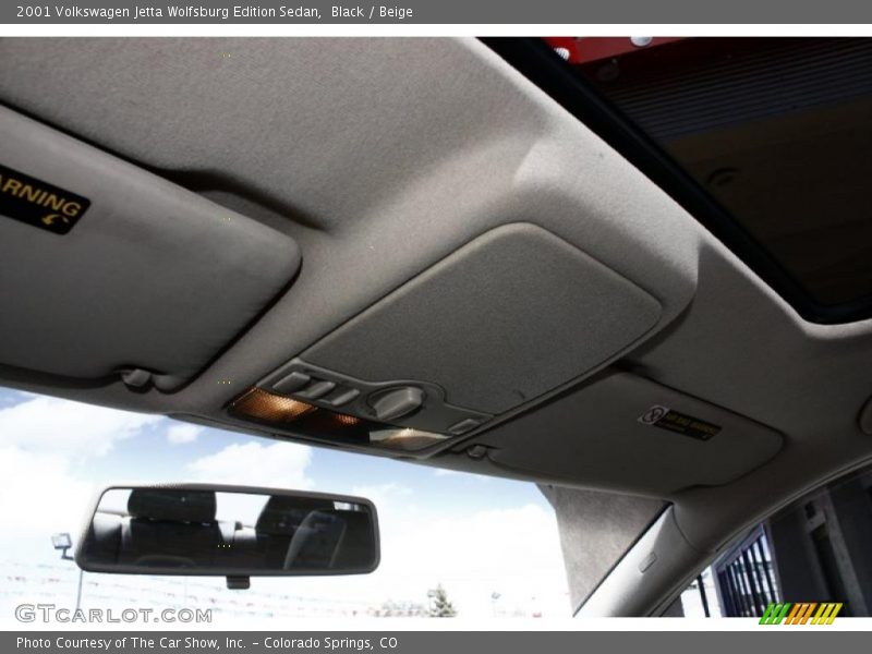 Black / Beige 2001 Volkswagen Jetta Wolfsburg Edition Sedan
