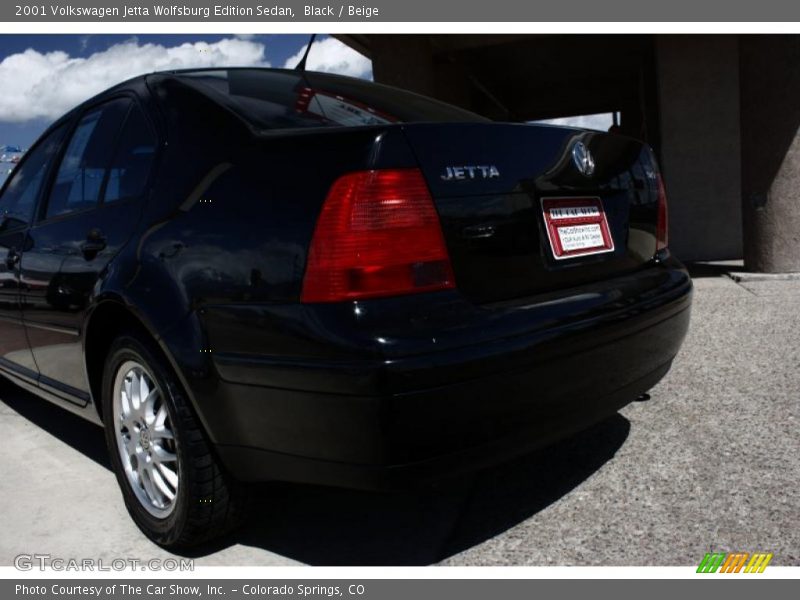 Black / Beige 2001 Volkswagen Jetta Wolfsburg Edition Sedan