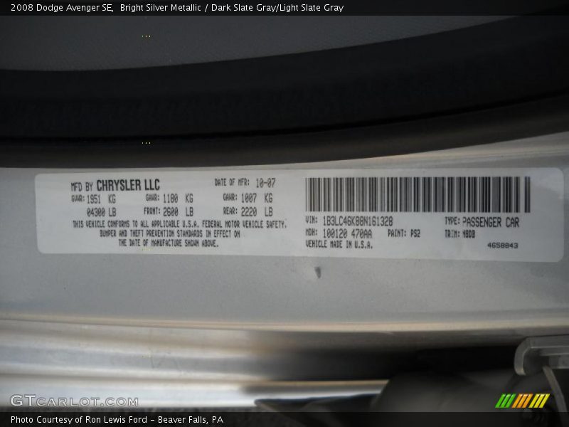 Bright Silver Metallic / Dark Slate Gray/Light Slate Gray 2008 Dodge Avenger SE