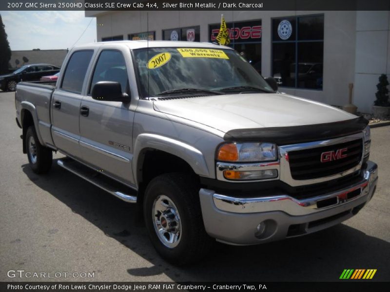 Silver Birch Metallic / Dark Charcoal 2007 GMC Sierra 2500HD Classic SLE Crew Cab 4x4