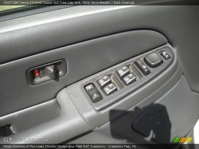 Silver Birch Metallic / Dark Charcoal 2007 GMC Sierra 2500HD Classic SLE Crew Cab 4x4