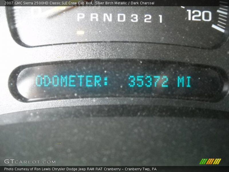 Silver Birch Metallic / Dark Charcoal 2007 GMC Sierra 2500HD Classic SLE Crew Cab 4x4