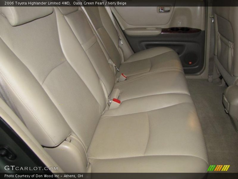 Oasis Green Pearl / Ivory Beige 2006 Toyota Highlander Limited 4WD