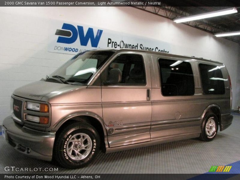 Light Autumnwood Metallic / Neutral 2000 GMC Savana Van 1500 Passenger Conversion