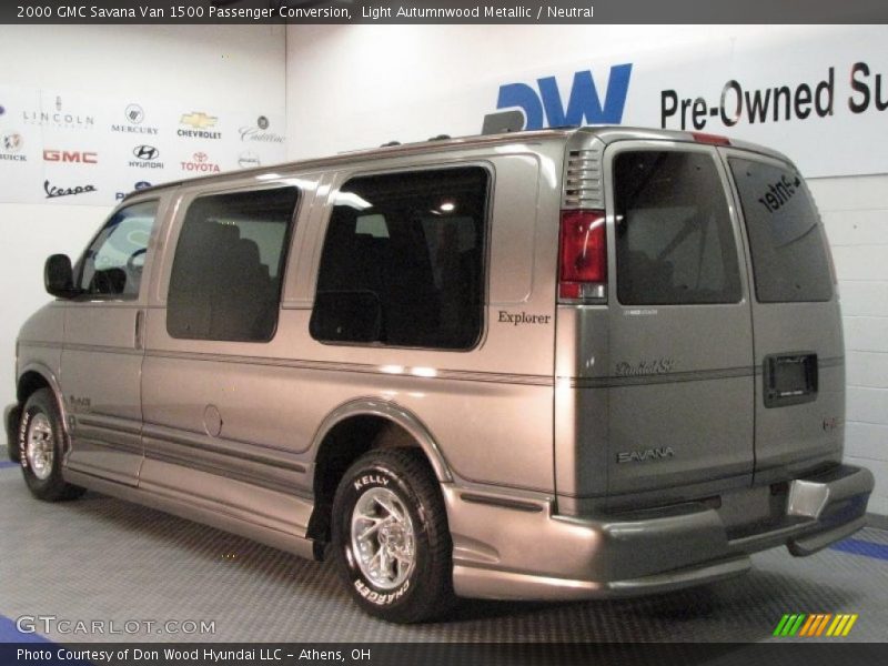 Light Autumnwood Metallic / Neutral 2000 GMC Savana Van 1500 Passenger Conversion