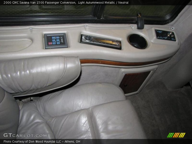 Light Autumnwood Metallic / Neutral 2000 GMC Savana Van 1500 Passenger Conversion