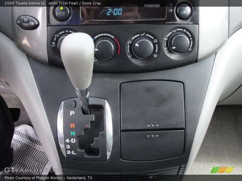 Arctic Frost Pearl / Stone Gray 2006 Toyota Sienna LE