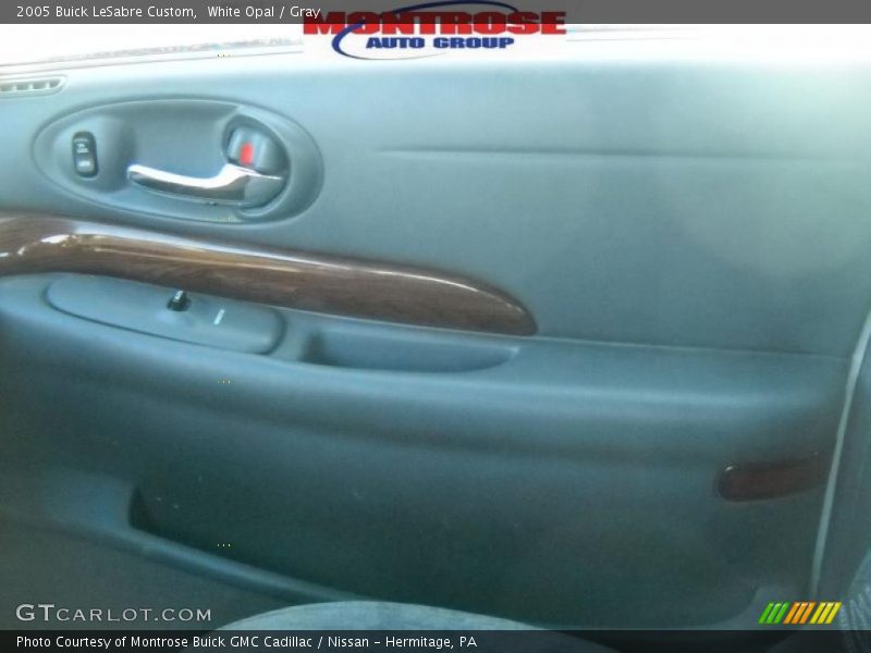 White Opal / Gray 2005 Buick LeSabre Custom
