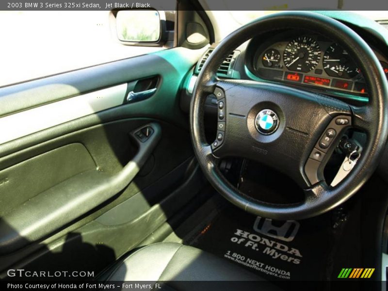 Jet Black / Black 2003 BMW 3 Series 325xi Sedan