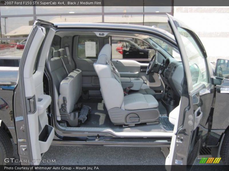 Black / Medium Flint 2007 Ford F150 STX SuperCab 4x4