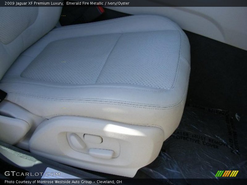 Emerald Fire Metallic / Ivory/Oyster 2009 Jaguar XF Premium Luxury