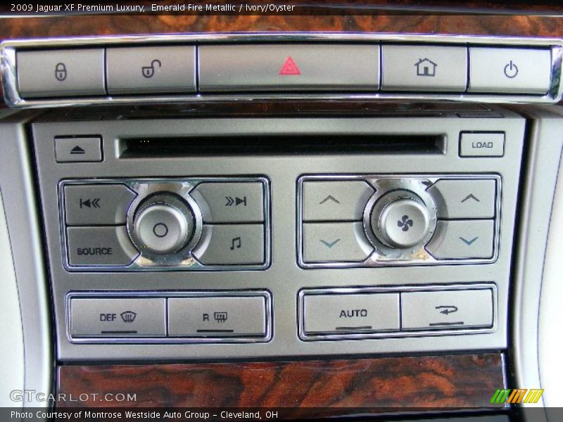 Emerald Fire Metallic / Ivory/Oyster 2009 Jaguar XF Premium Luxury