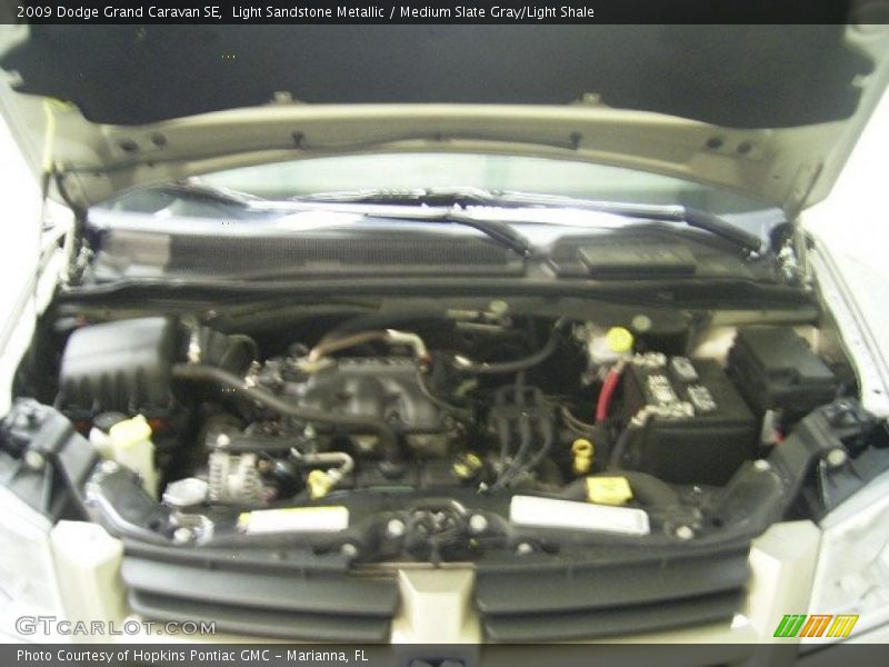 Light Sandstone Metallic / Medium Slate Gray/Light Shale 2009 Dodge Grand Caravan SE
