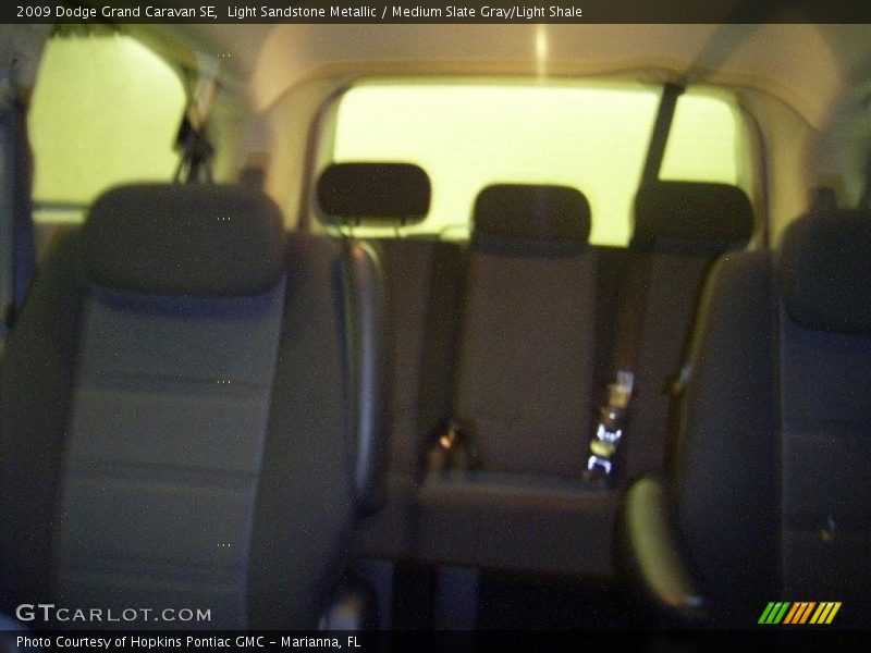 Light Sandstone Metallic / Medium Slate Gray/Light Shale 2009 Dodge Grand Caravan SE