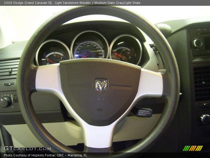 Light Sandstone Metallic / Medium Slate Gray/Light Shale 2009 Dodge Grand Caravan SE