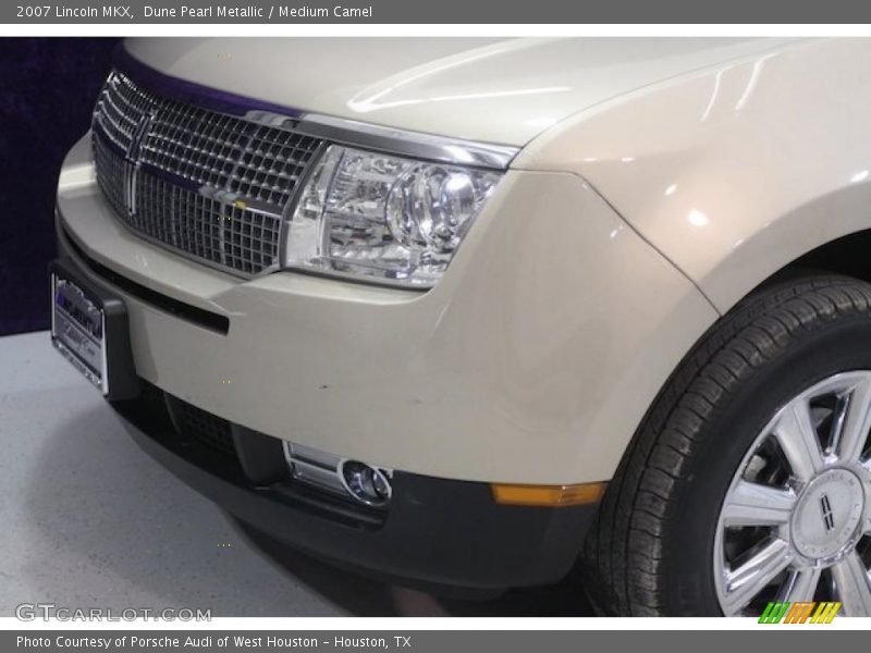 Dune Pearl Metallic / Medium Camel 2007 Lincoln MKX