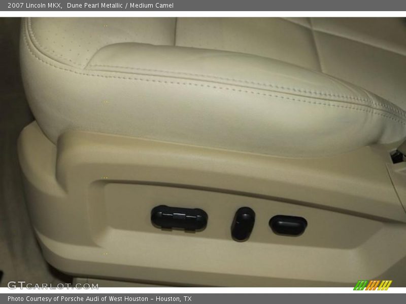 Dune Pearl Metallic / Medium Camel 2007 Lincoln MKX