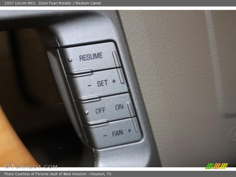 Dune Pearl Metallic / Medium Camel 2007 Lincoln MKX