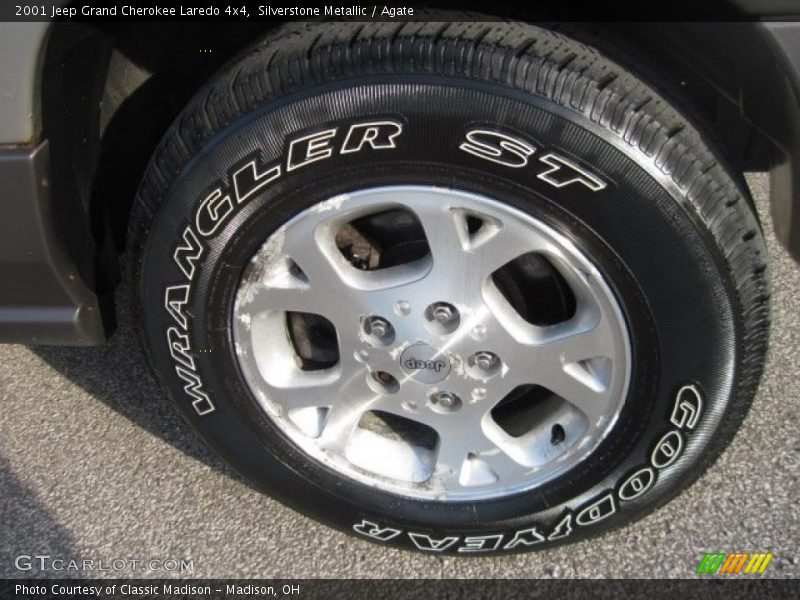 Silverstone Metallic / Agate 2001 Jeep Grand Cherokee Laredo 4x4