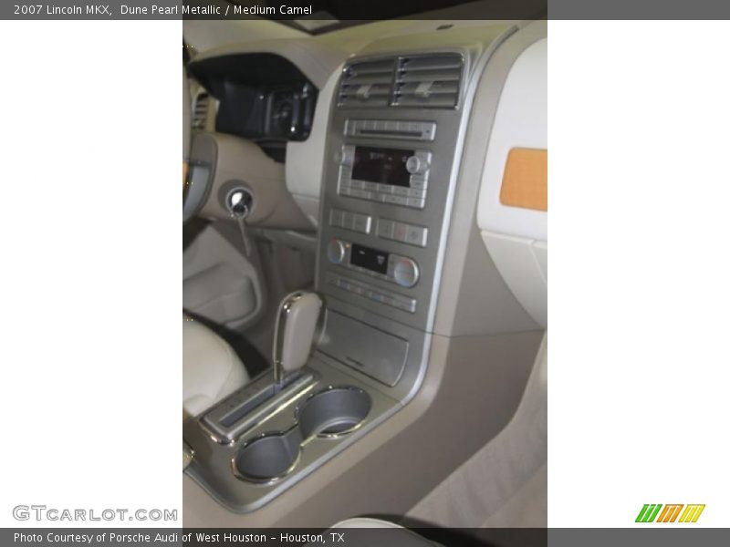 Dune Pearl Metallic / Medium Camel 2007 Lincoln MKX