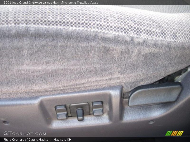 Silverstone Metallic / Agate 2001 Jeep Grand Cherokee Laredo 4x4