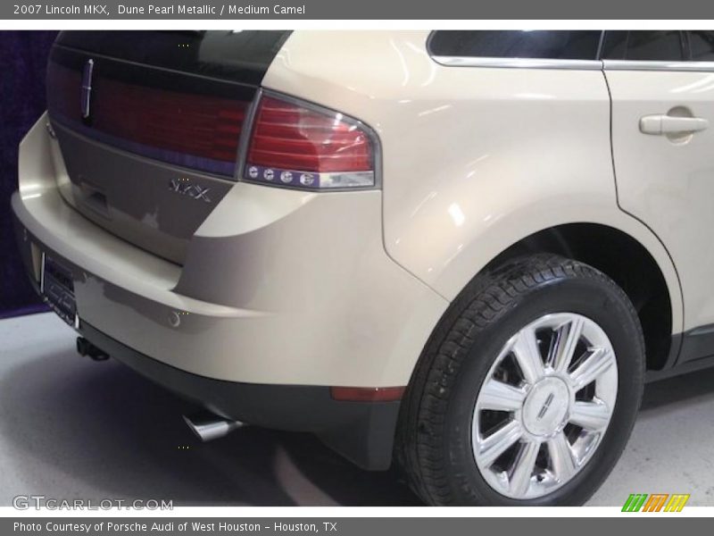 Dune Pearl Metallic / Medium Camel 2007 Lincoln MKX