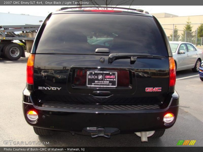 Onyx Black / Light Tan/Ebony 2007 GMC Envoy SLT 4x4