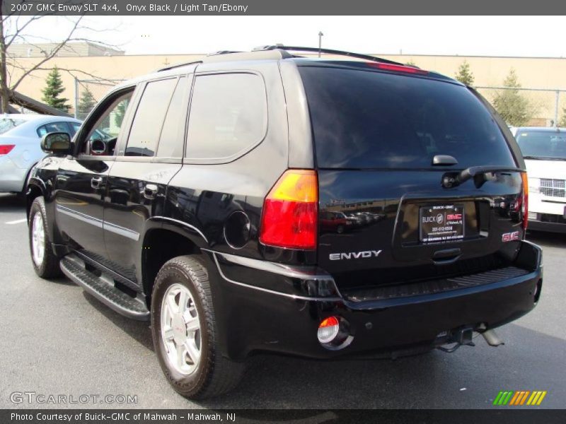 Onyx Black / Light Tan/Ebony 2007 GMC Envoy SLT 4x4