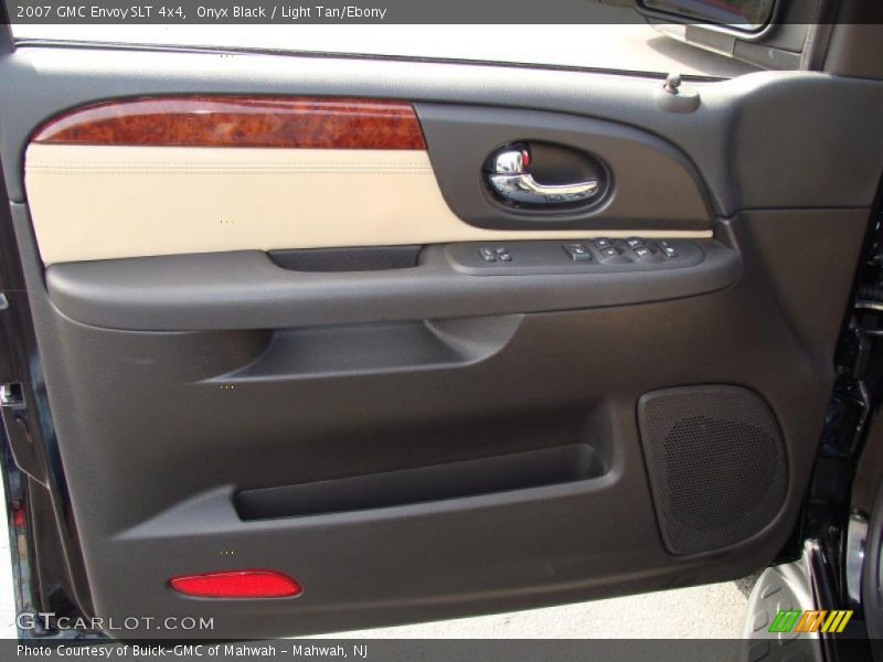 Onyx Black / Light Tan/Ebony 2007 GMC Envoy SLT 4x4