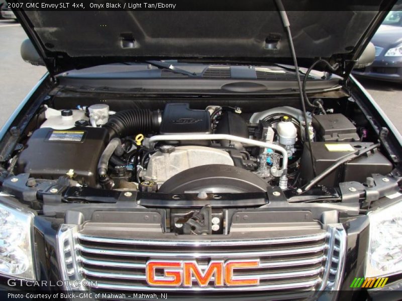 Onyx Black / Light Tan/Ebony 2007 GMC Envoy SLT 4x4
