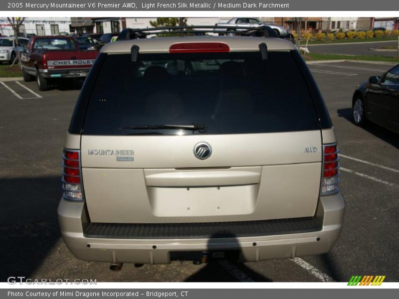 Light French Silk Metallic / Medium Dark Parchment 2005 Mercury Mountaineer V6 Premier AWD