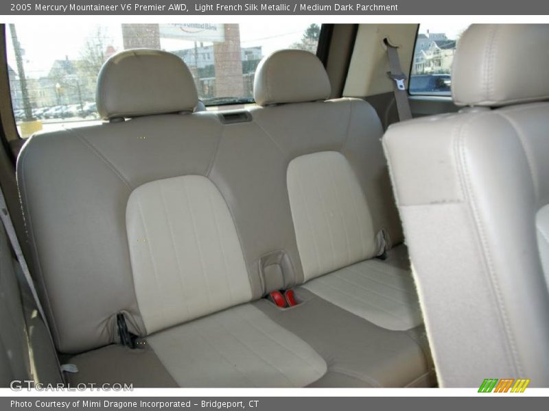 Light French Silk Metallic / Medium Dark Parchment 2005 Mercury Mountaineer V6 Premier AWD