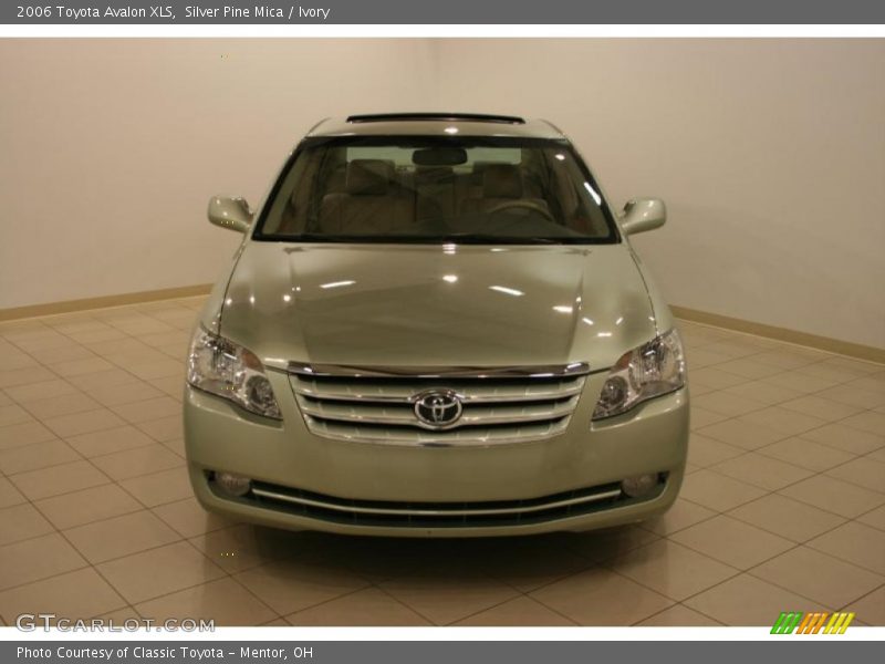 Silver Pine Mica / Ivory 2006 Toyota Avalon XLS