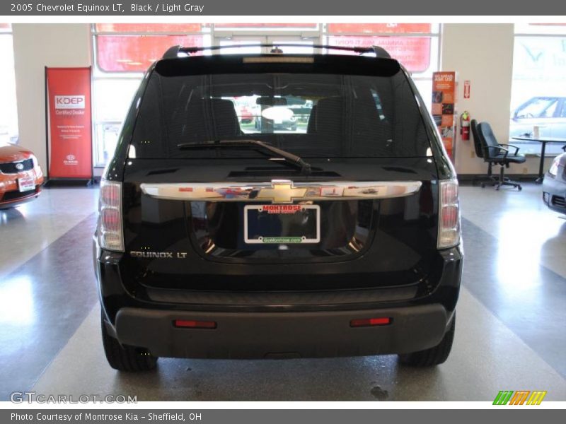 Black / Light Gray 2005 Chevrolet Equinox LT